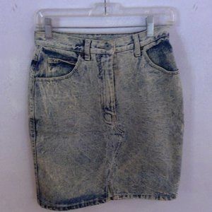 20% discount--Vintage Acid Washed Jean Skirt